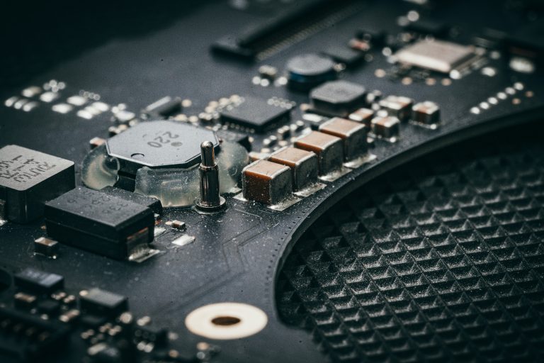 jakub-pabis-v4aoojn7Ptg-unsplash